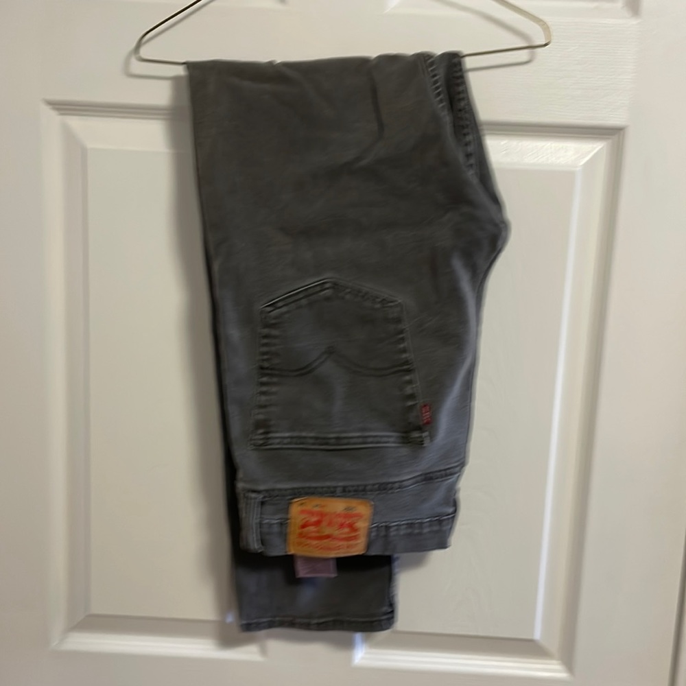 Levi’s 502